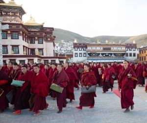  Tibetan Mūlasarvāstivāda Monks