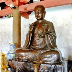 Xuanzang statue | Wild Goose Pagoda